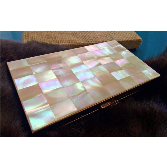 Vintage Mother Of Pearl Mid-Century Box Clutch - Picture 3 of 10